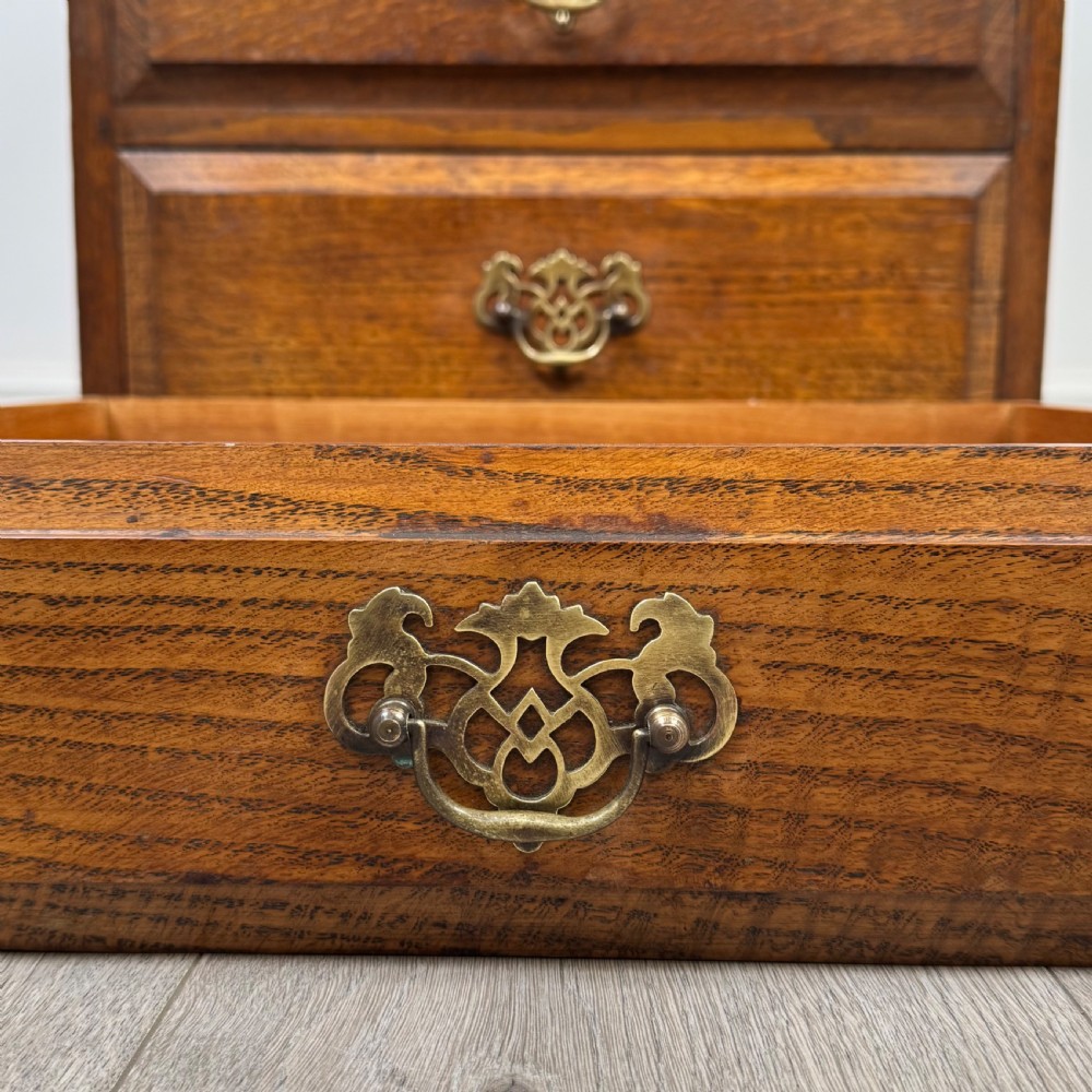 Antique 20th Century Good Quality Small Oak Chest Of Drawers  View XI