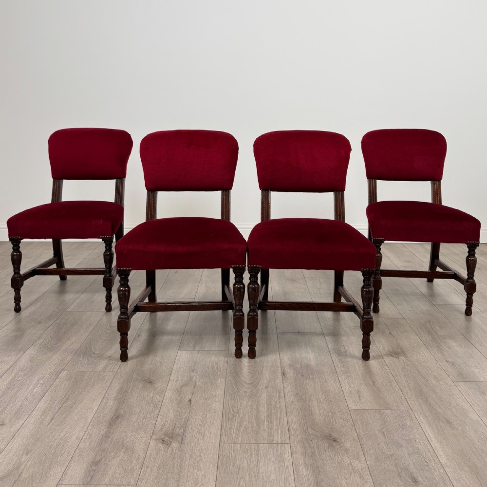 Antique 20th Century Set Of 4 Oak Dining Chairs 