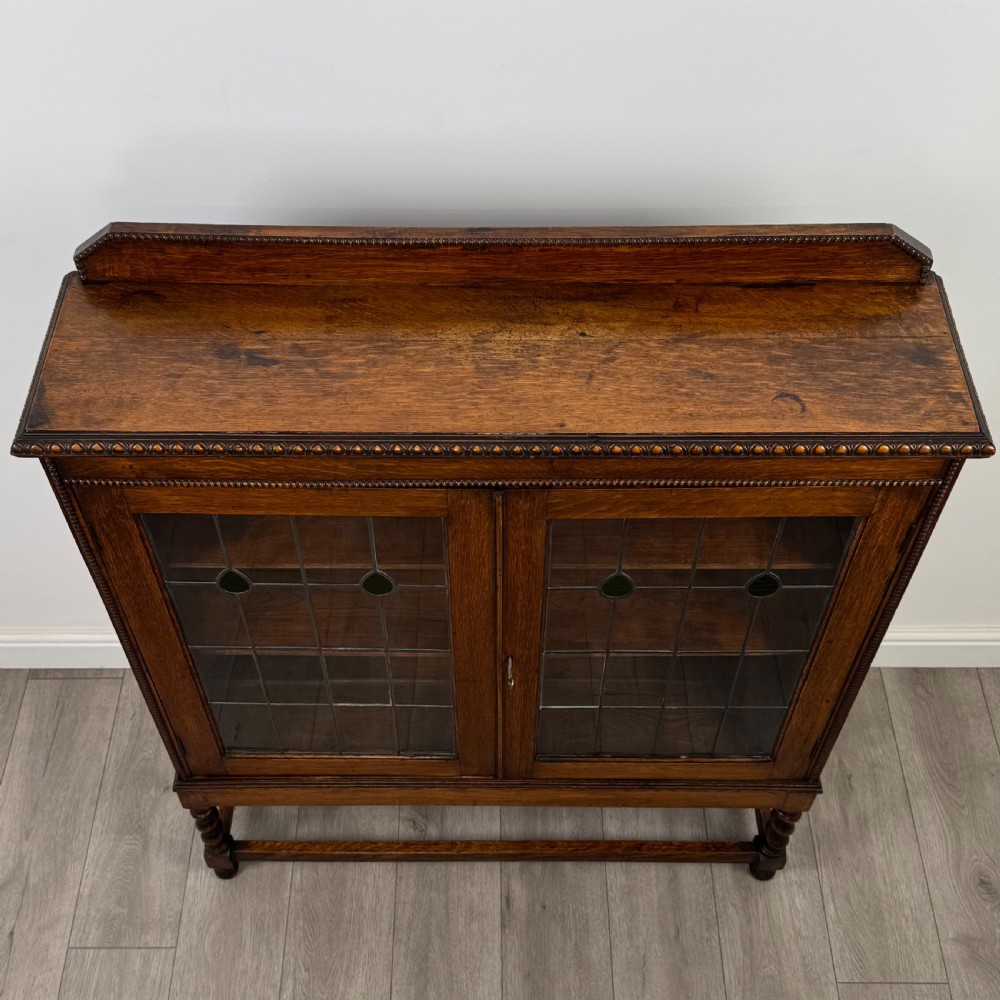Antique 20th Century Good Quality Display Cabinet In Oak  View XI
