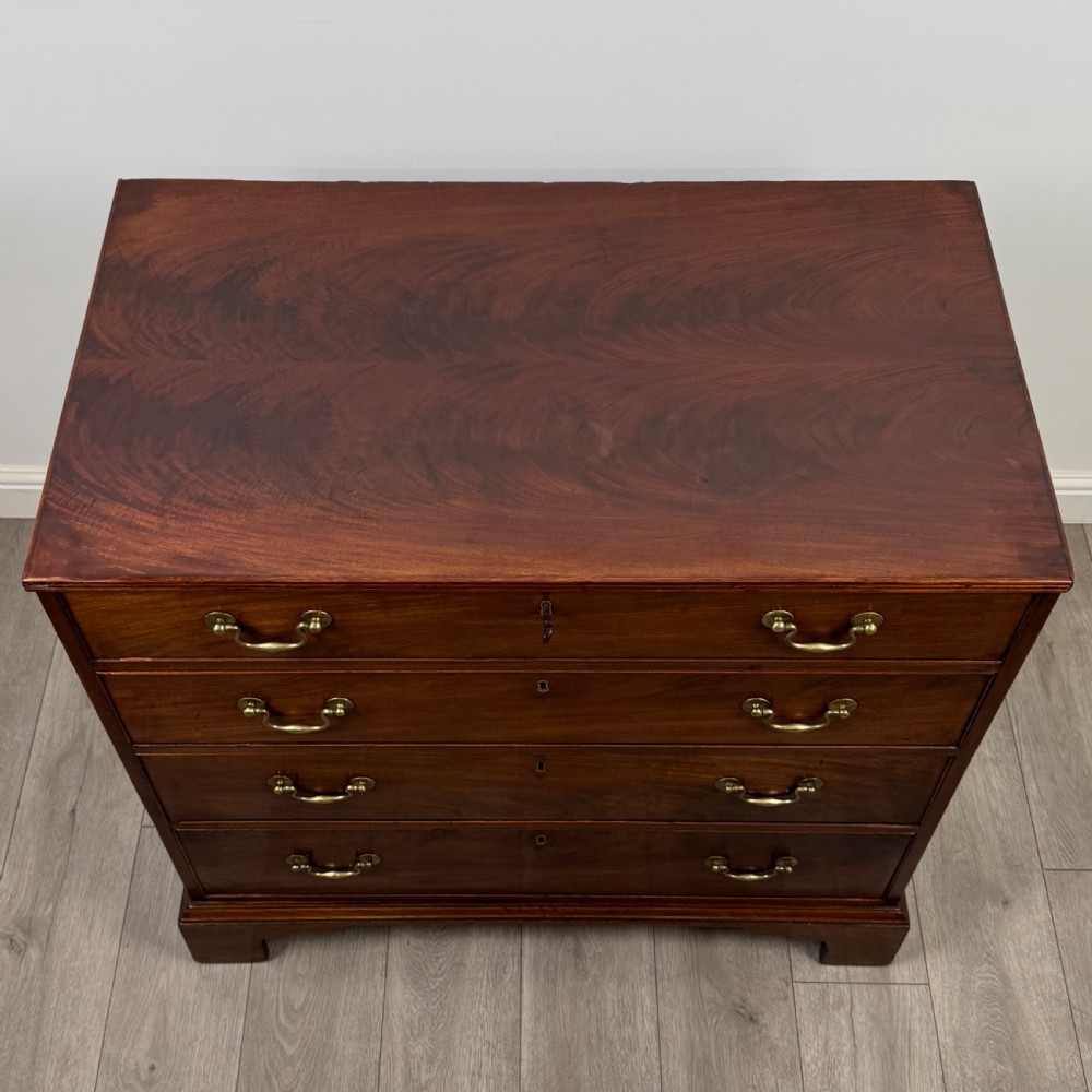 Antique 18th Century Good Quality Mahogany Chest Of Drawers View X