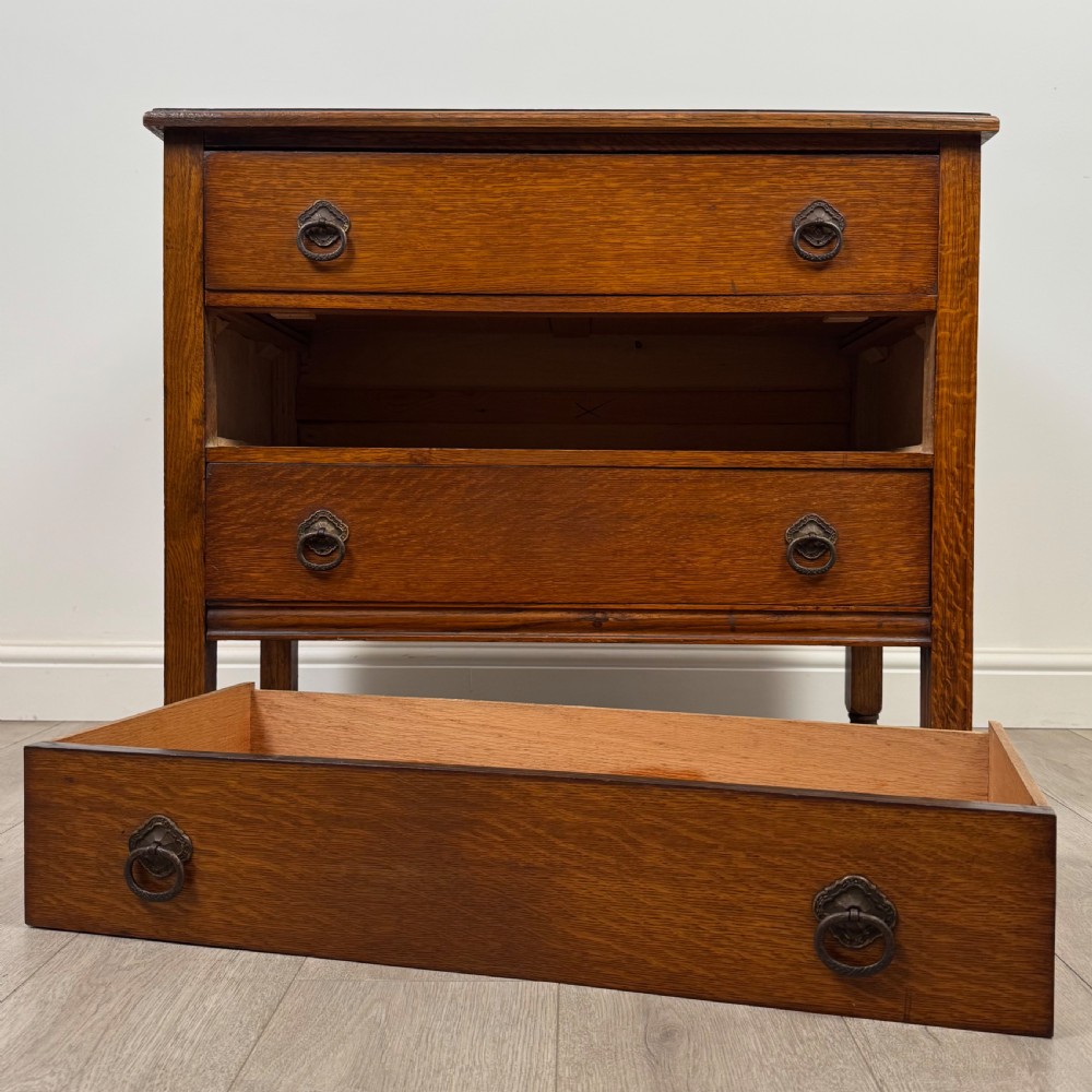 Antique 20th Century Chest Of Drawers In Oak View XI