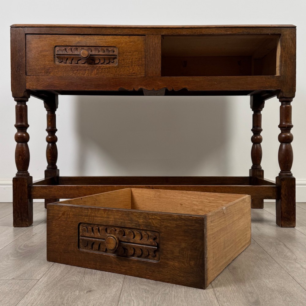Antique 20th Century Good Quality Side Table In Oak View IX