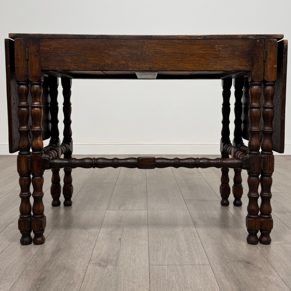 Antique 20th Century Unique Drop Leaf Side Table In Oak  View VI