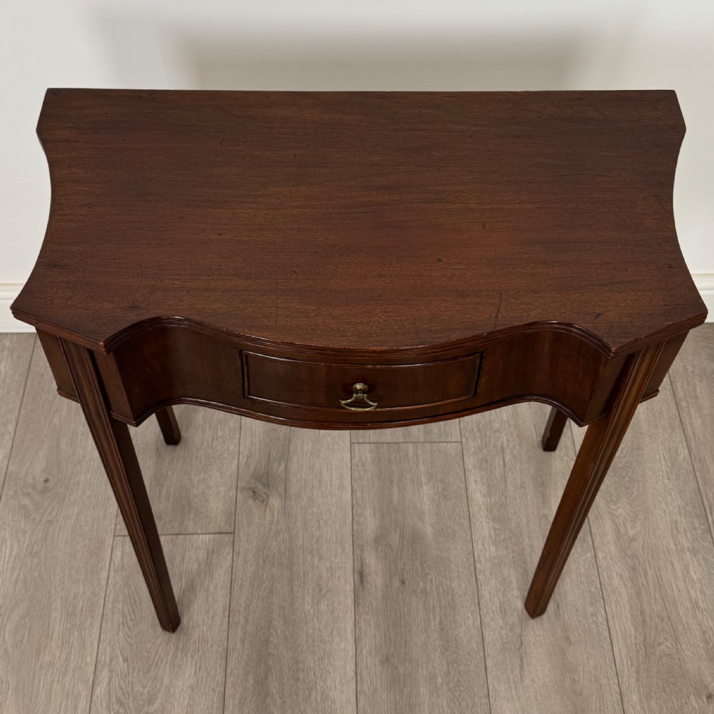 Antique 20th Century Small Mahogany Side Table  View IX