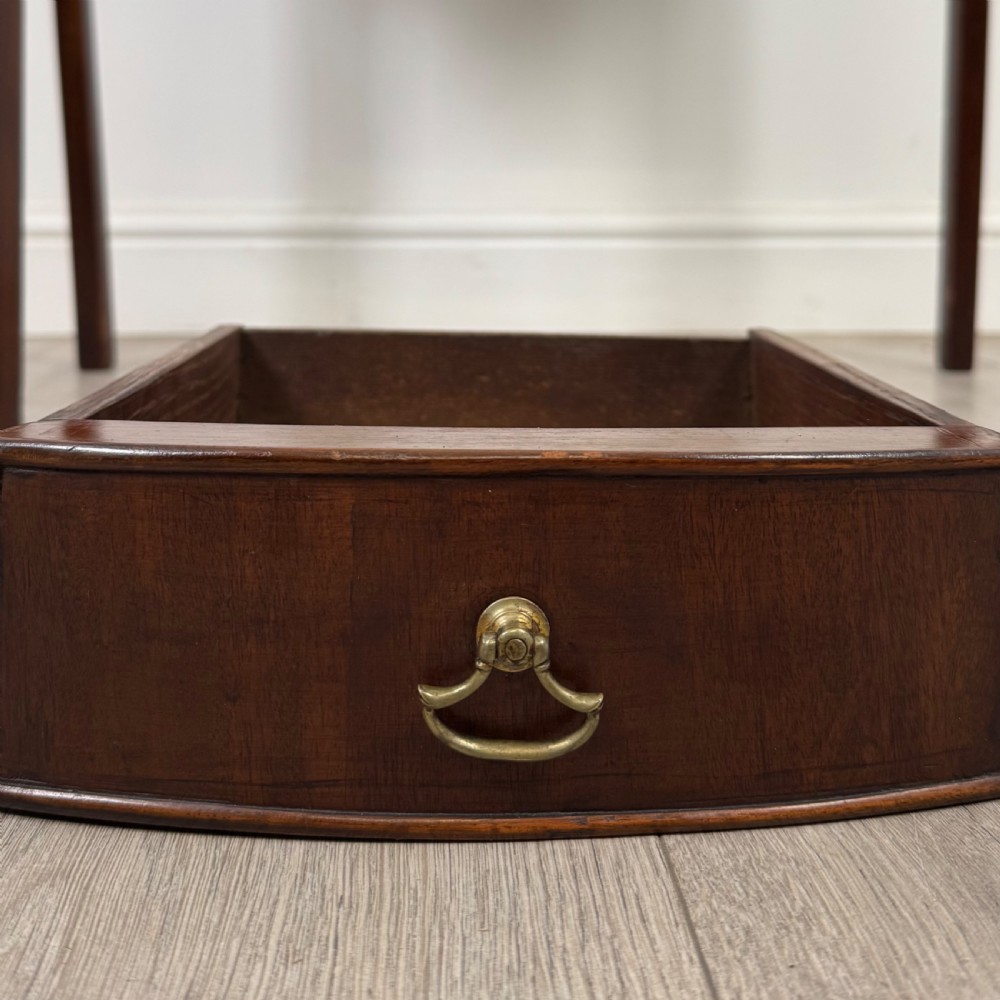 Antique 20th Century Small Mahogany Side Table  View XI