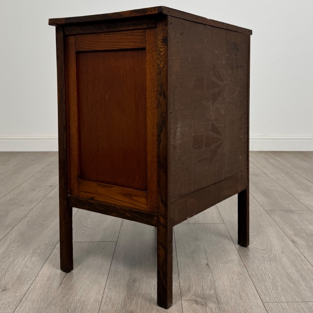  Antique 20th Century Good Quality Small Oak Cupboard  View V