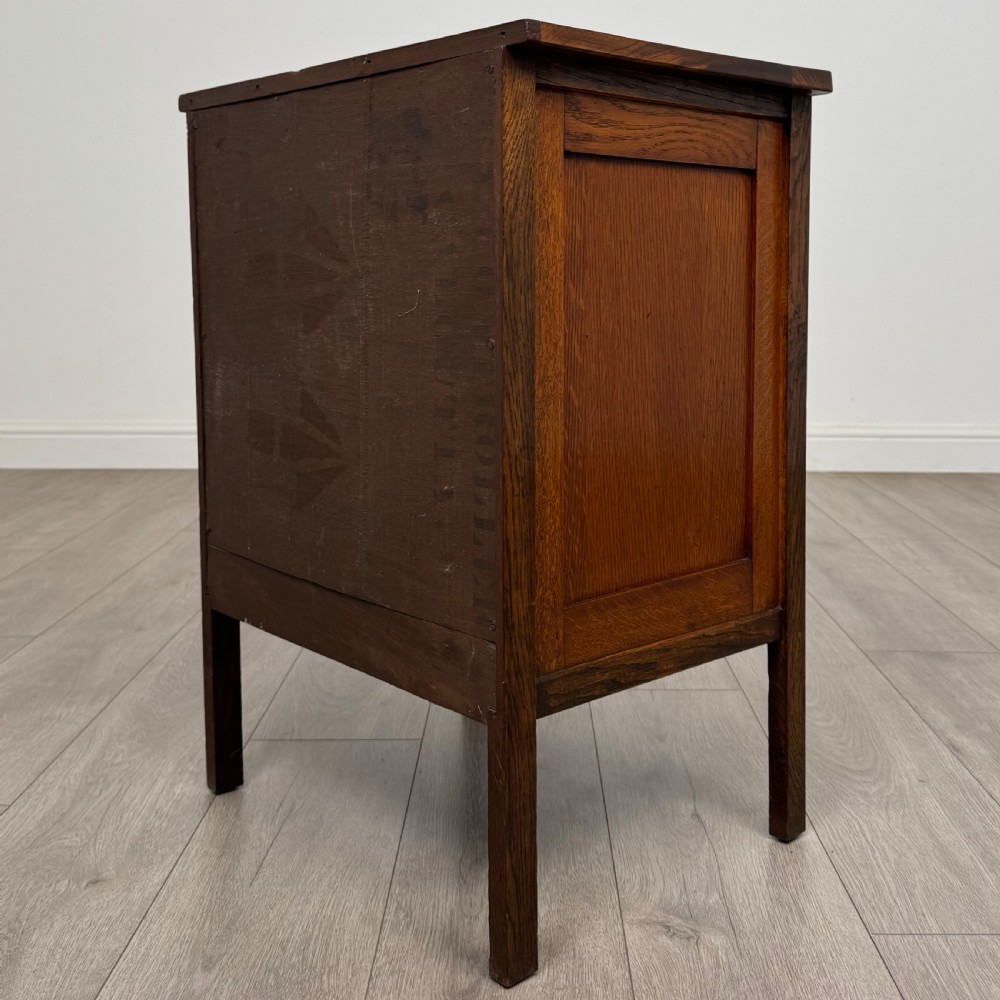  Antique 20th Century Good Quality Small Oak Cupboard  View VII