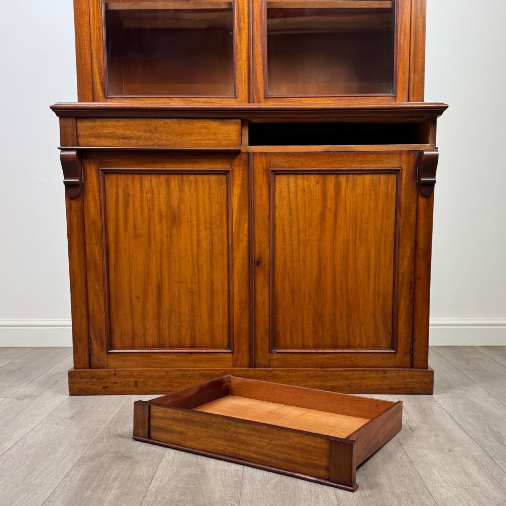  Antique 19th Century Good Quality Bookcase In Mahogany  View XIII