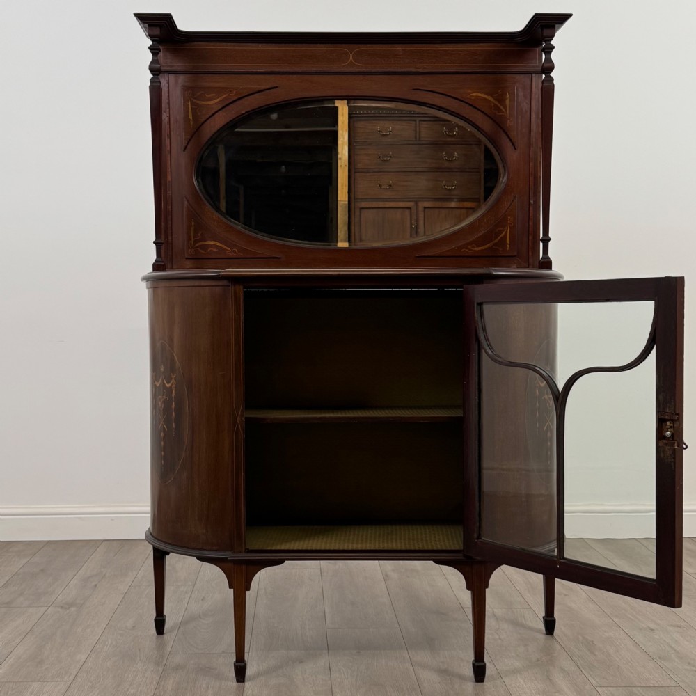Antique 20th Century Inlaid Mirror Back Sideboard In Mahogany  View II