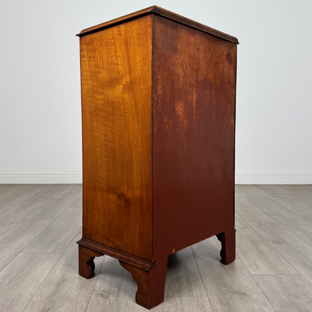 Antique 20th Century Chest Of Drawers In Burr Walnut View IV