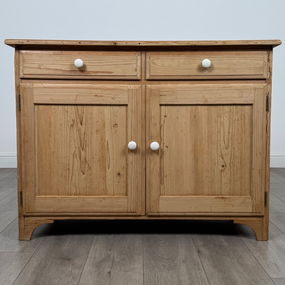Antique 20th Century Good Quality Pine Cupboard 
