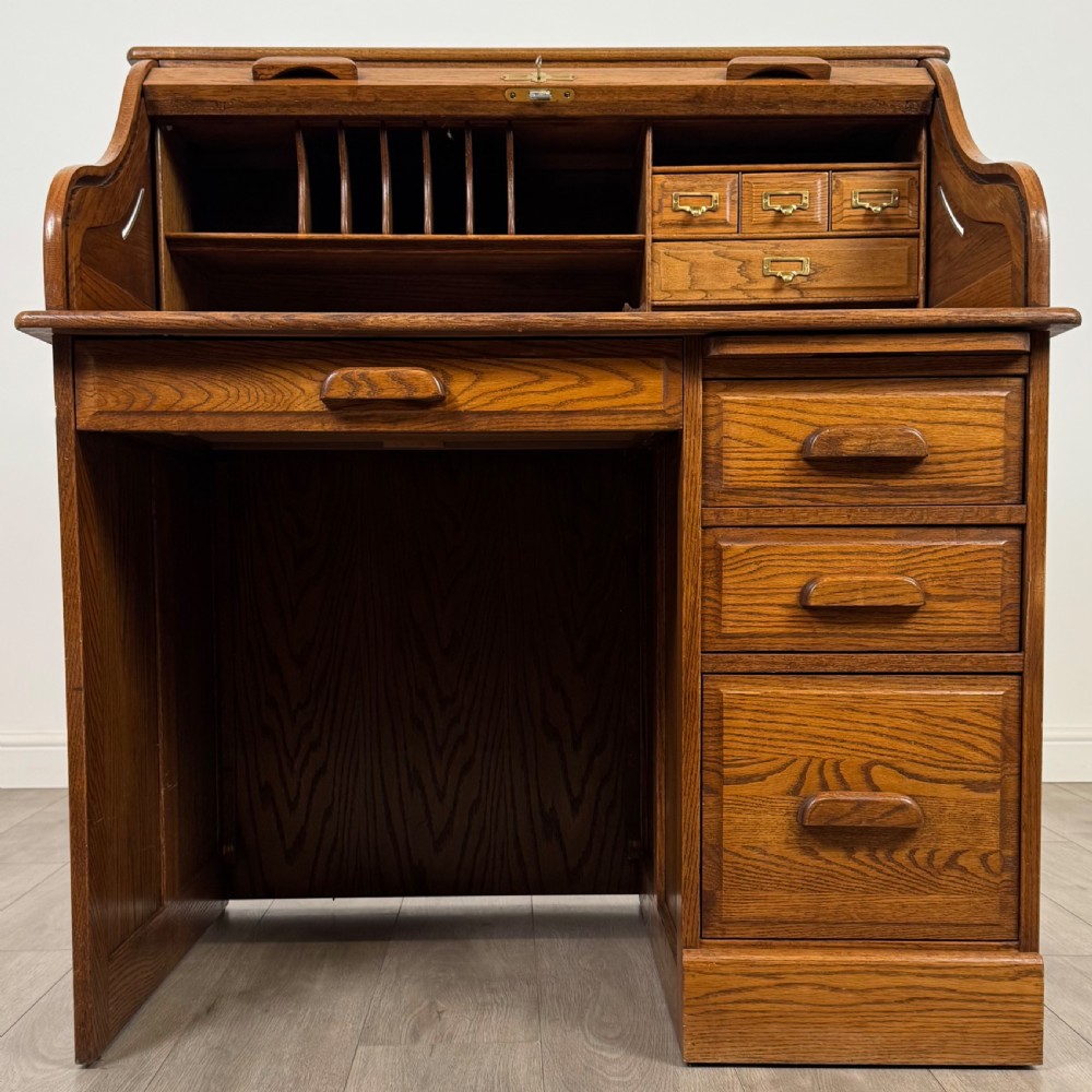 Antique 20th Century Good Quality Golden Oak Roll Top Desk  View II