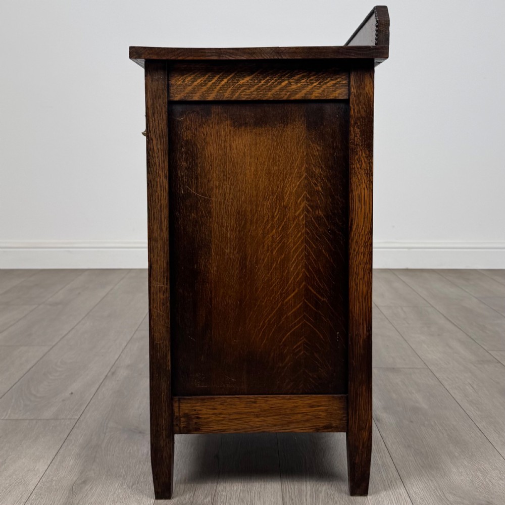 Antique 20th Century Good Quality Small Oak Cupboard  View IV