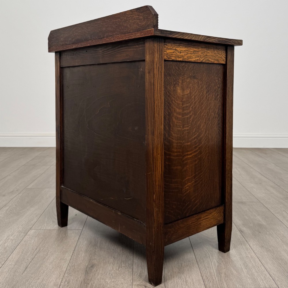Antique 20th Century Good Quality Small Oak Cupboard  View VII