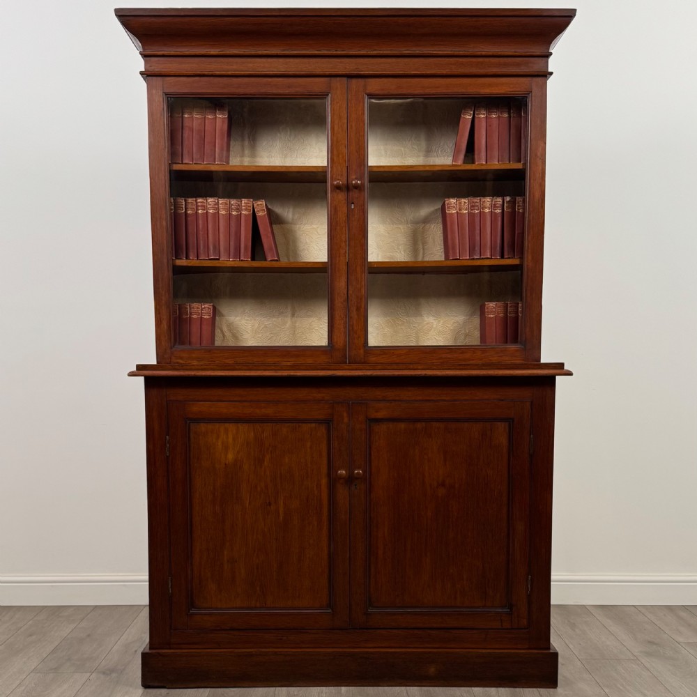 Antique 19th Century Fine Quality Glazed Bookcase In Oak 
