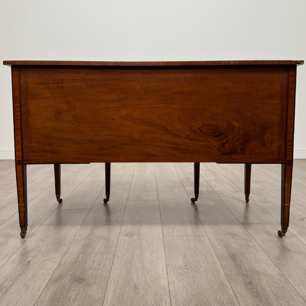 Antique 20th Century Unique Kneehole Desk In Mahogany View V