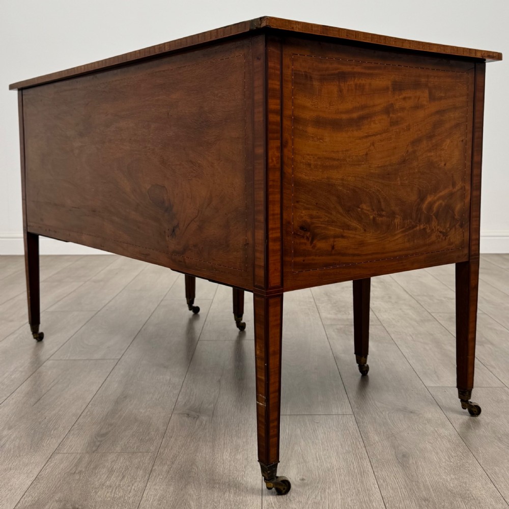 Antique 20th Century Unique Kneehole Desk In Mahogany View VI