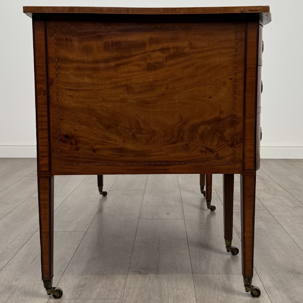 Antique 20th Century Unique Kneehole Desk In Mahogany View VIII
