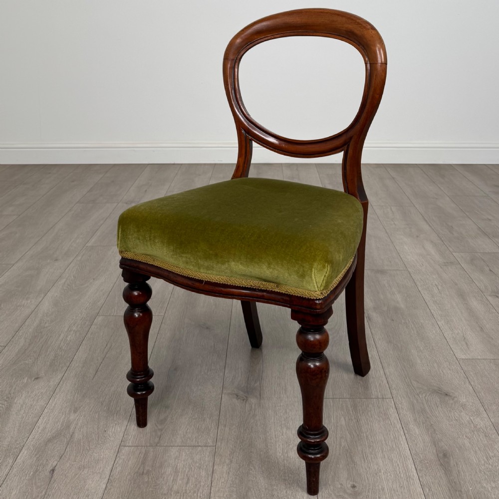 Antique 19th Century Set Of 6 Dining Chairs In Mahogany  View II