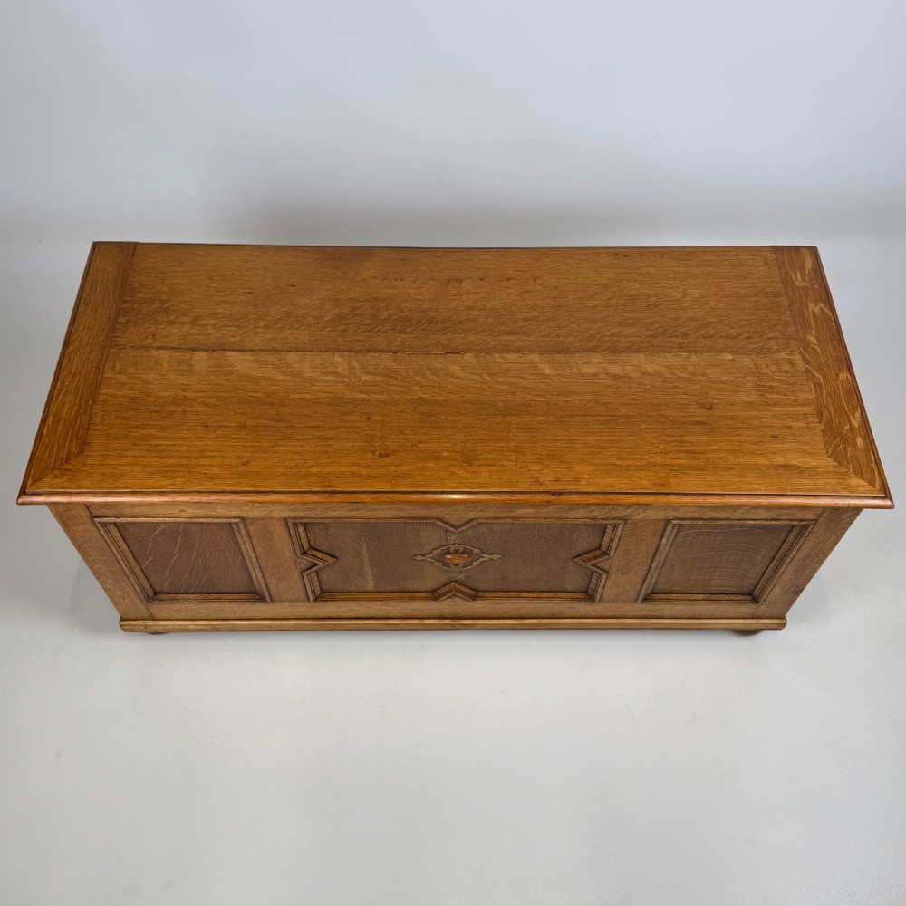 Antique 20th Century Jacobean Style Blanket Box In Golden Oak View X
