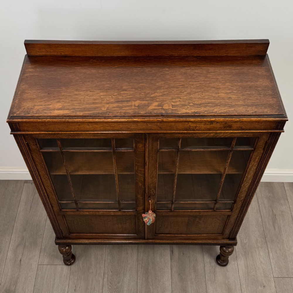 Antique 20th Century Fine Quality Oak Display Cabinet View XI