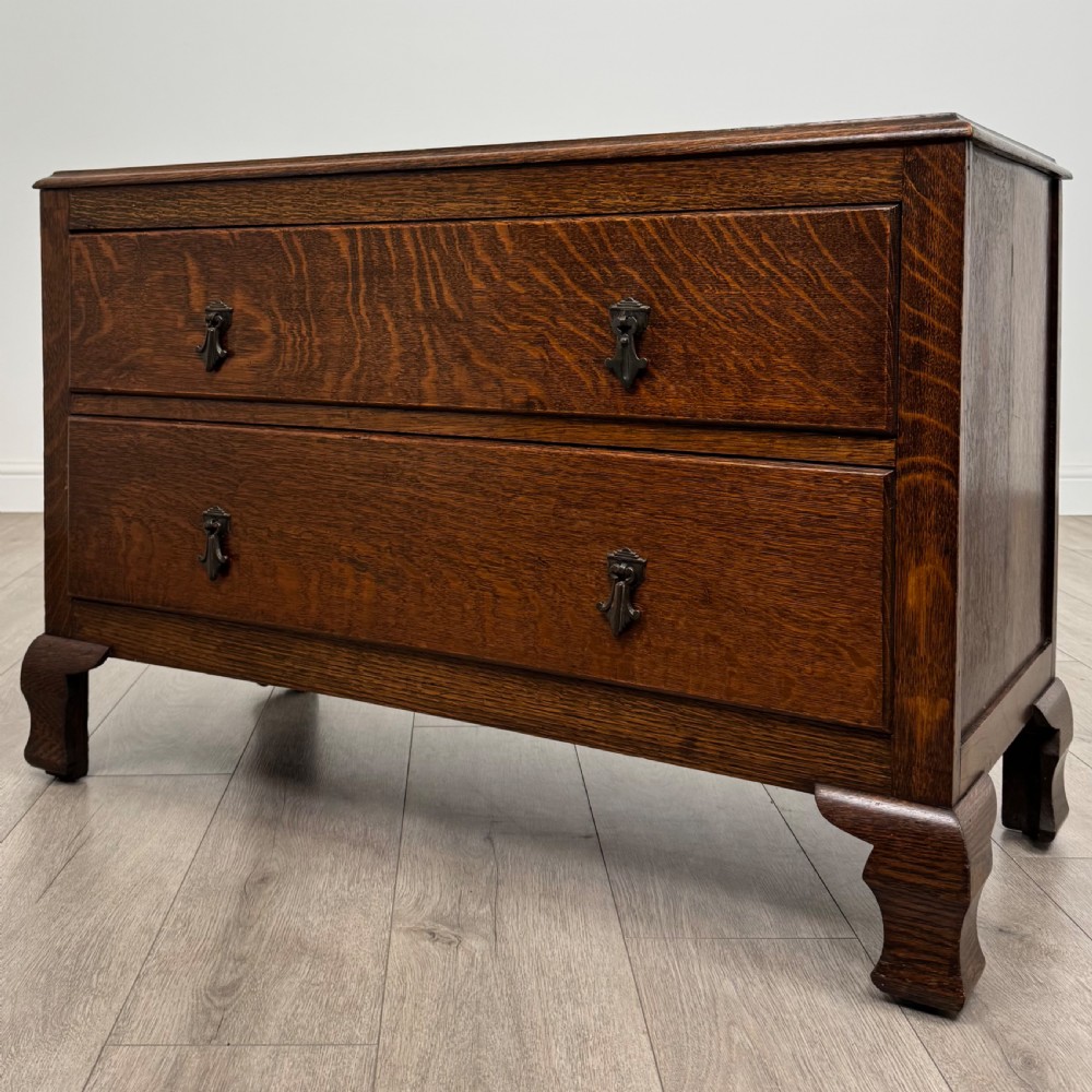  Antique 20th Century Low Chest Of Drawers In Oak View II