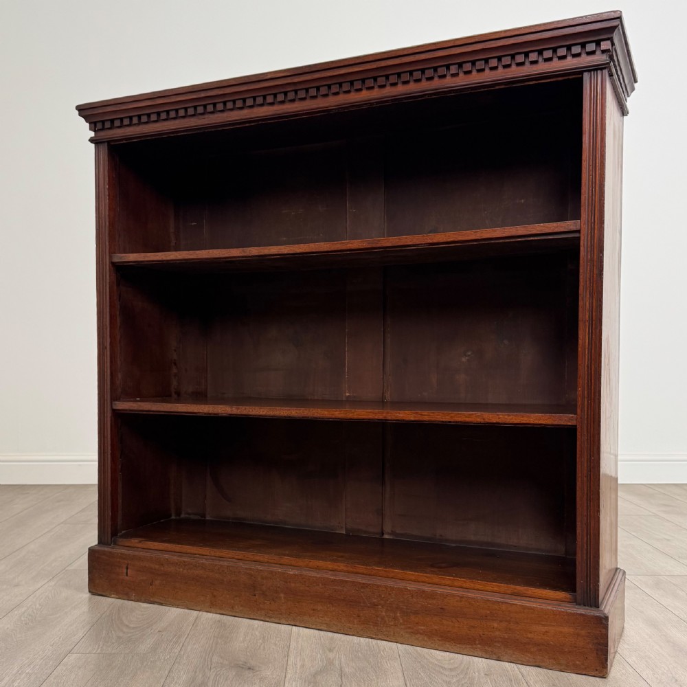  Antique 20th Century Good Quality Open Bookcase In Mahogany  View III