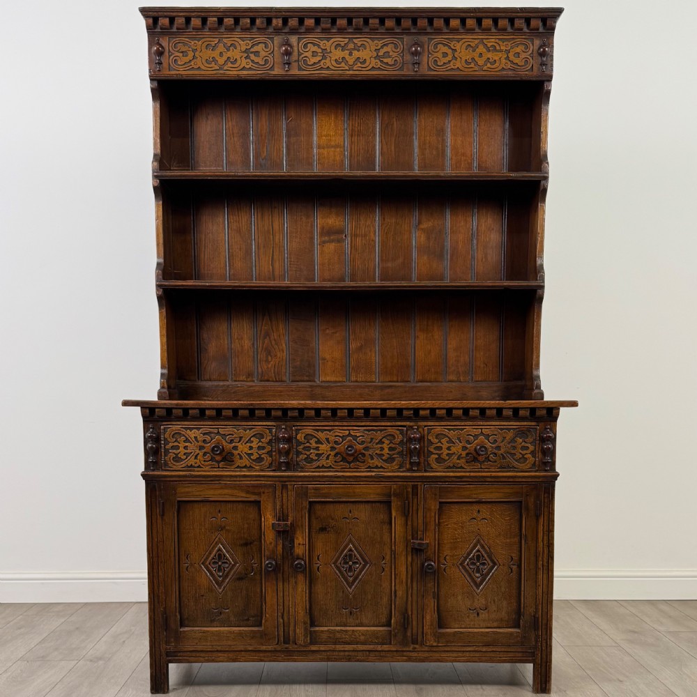 Antique 20th Century Fine Quality Carved Oak Dresser 