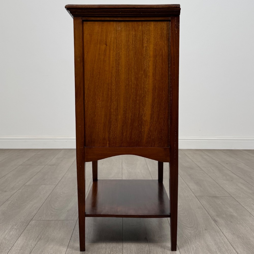 Antique 20th Century Good Quality Cabinet In Mahogany View III