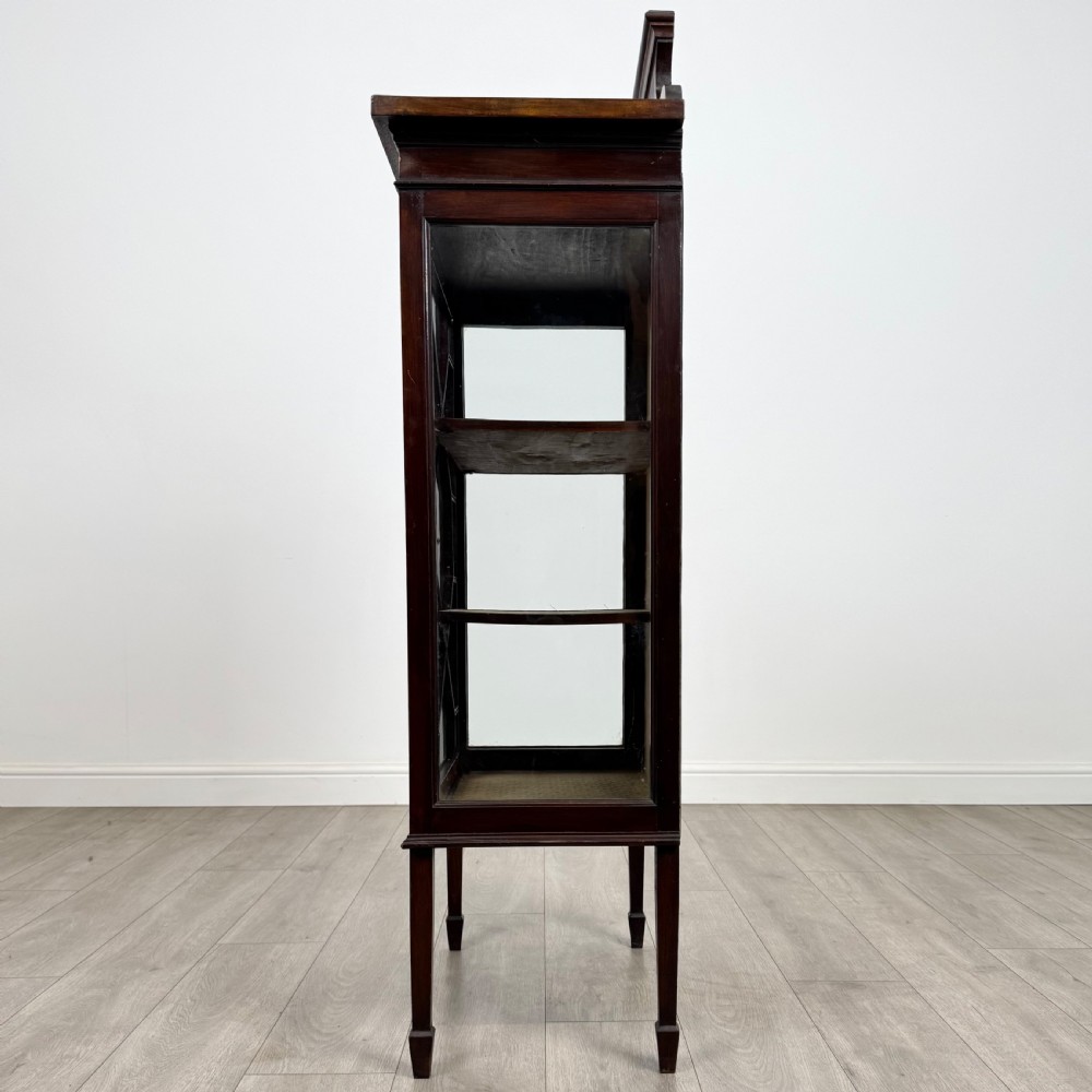 Antique 20th Century Good Quality Display Cabinet In Mahogany  View V