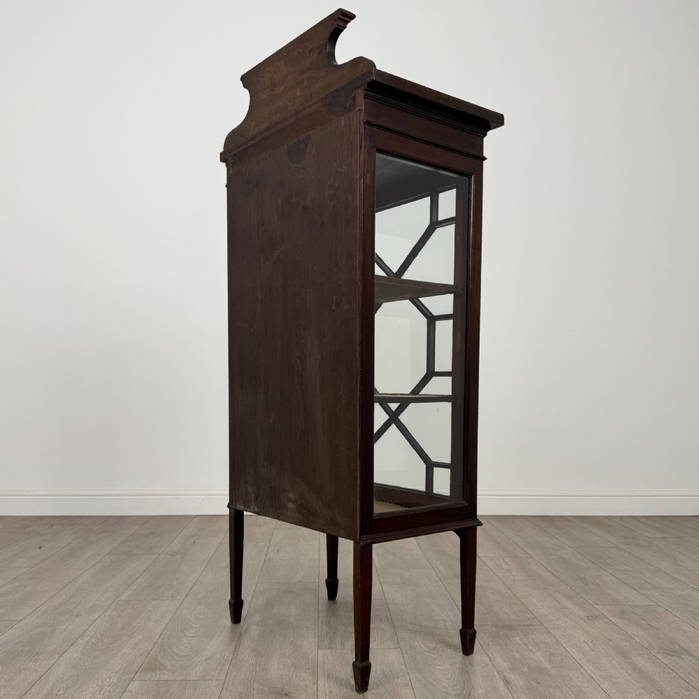 Antique 20th Century Good Quality Display Cabinet In Mahogany  View IX