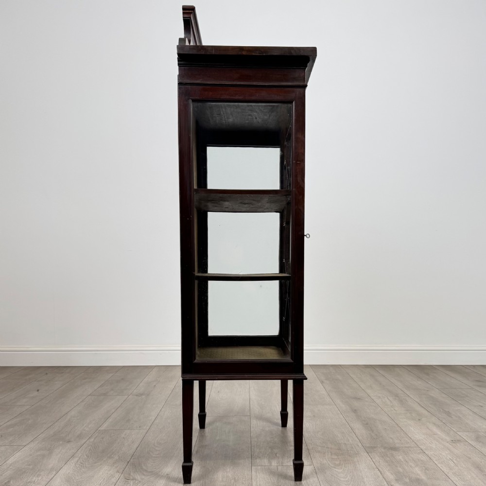 Antique 20th Century Good Quality Display Cabinet In Mahogany  View X