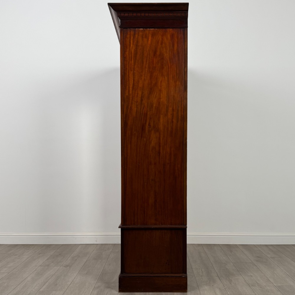 Antique 20th Century Fine Quality Wardrobe In Mahogany  View IV