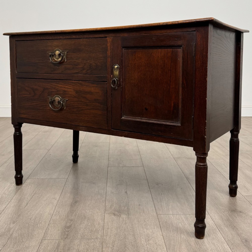 Antique 20th Century Good Quality Cupboard In Oak  View III