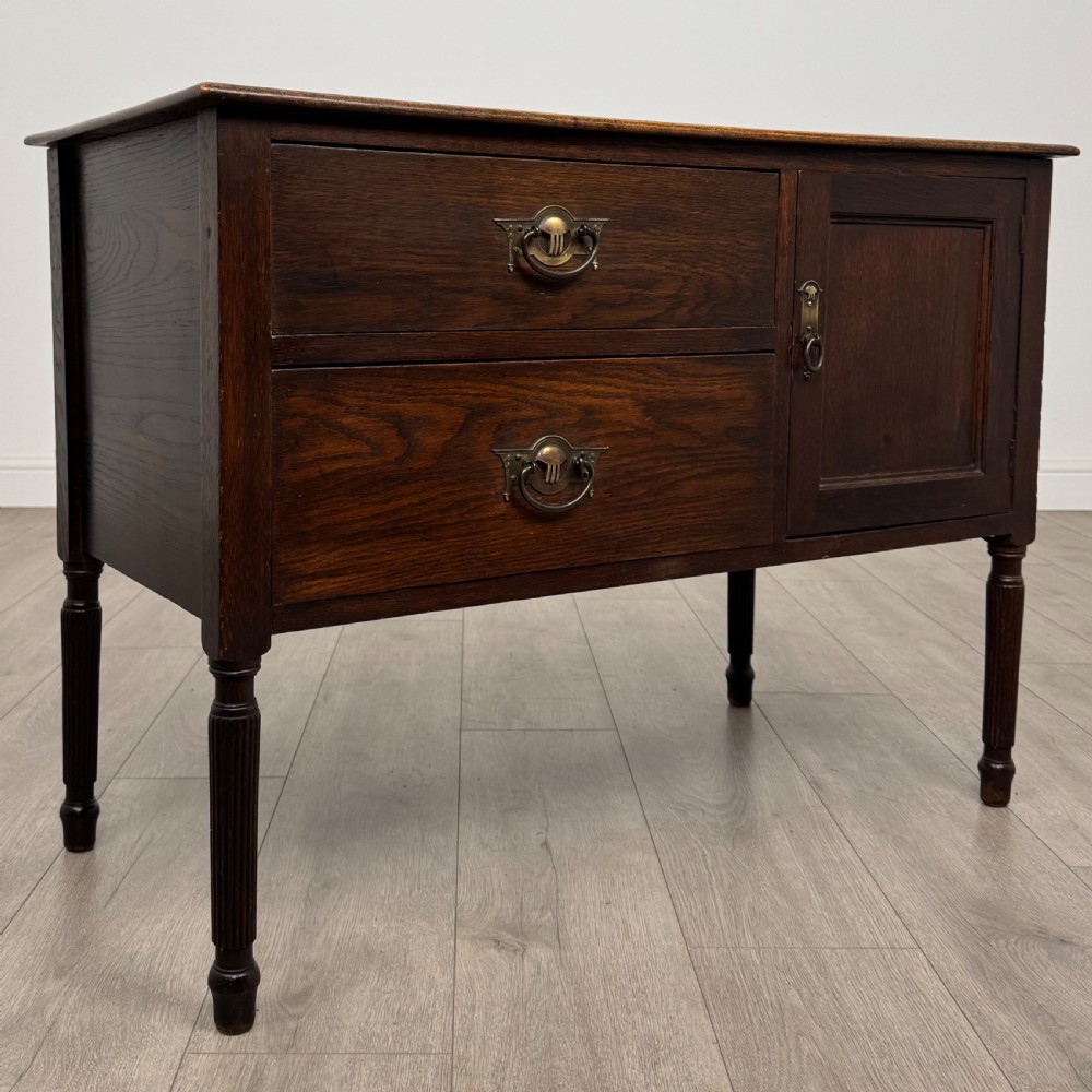 Antique 20th Century Good Quality Cupboard In Oak  View IX