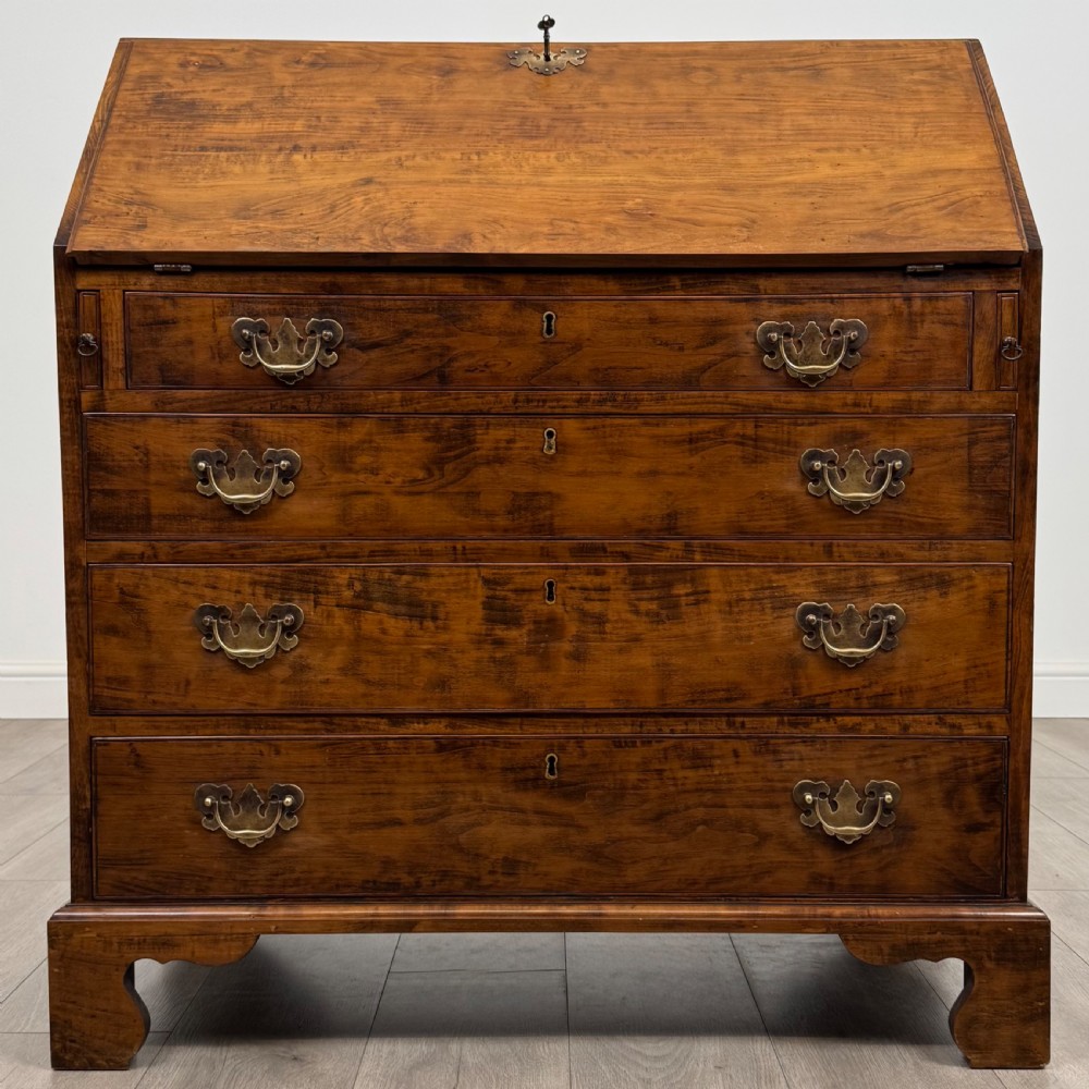 Antique 18th Century Fine Quality Bureau In Fruitwood