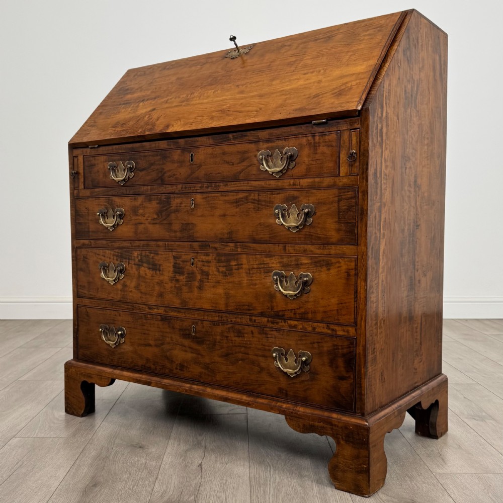 Antique 18th Century Fine Quality Bureau In Fruitwood View III