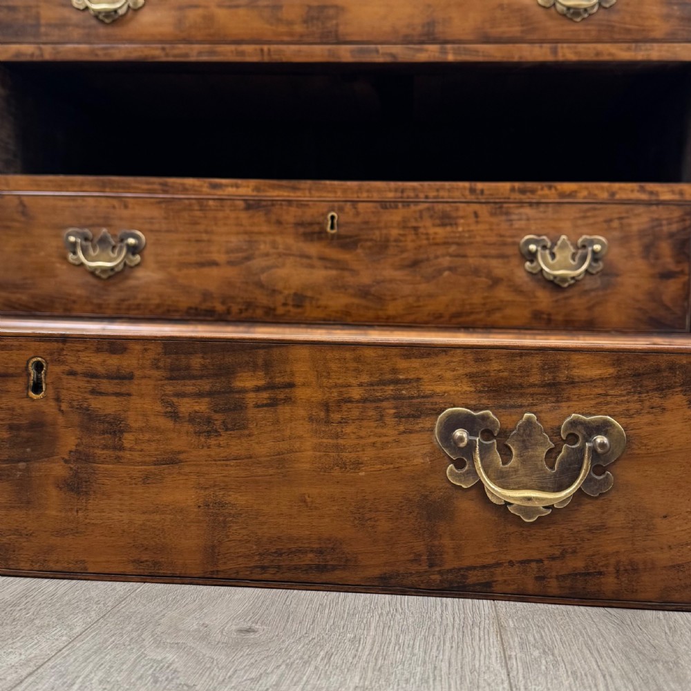 Antique 18th Century Fine Quality Bureau In Fruitwood View X