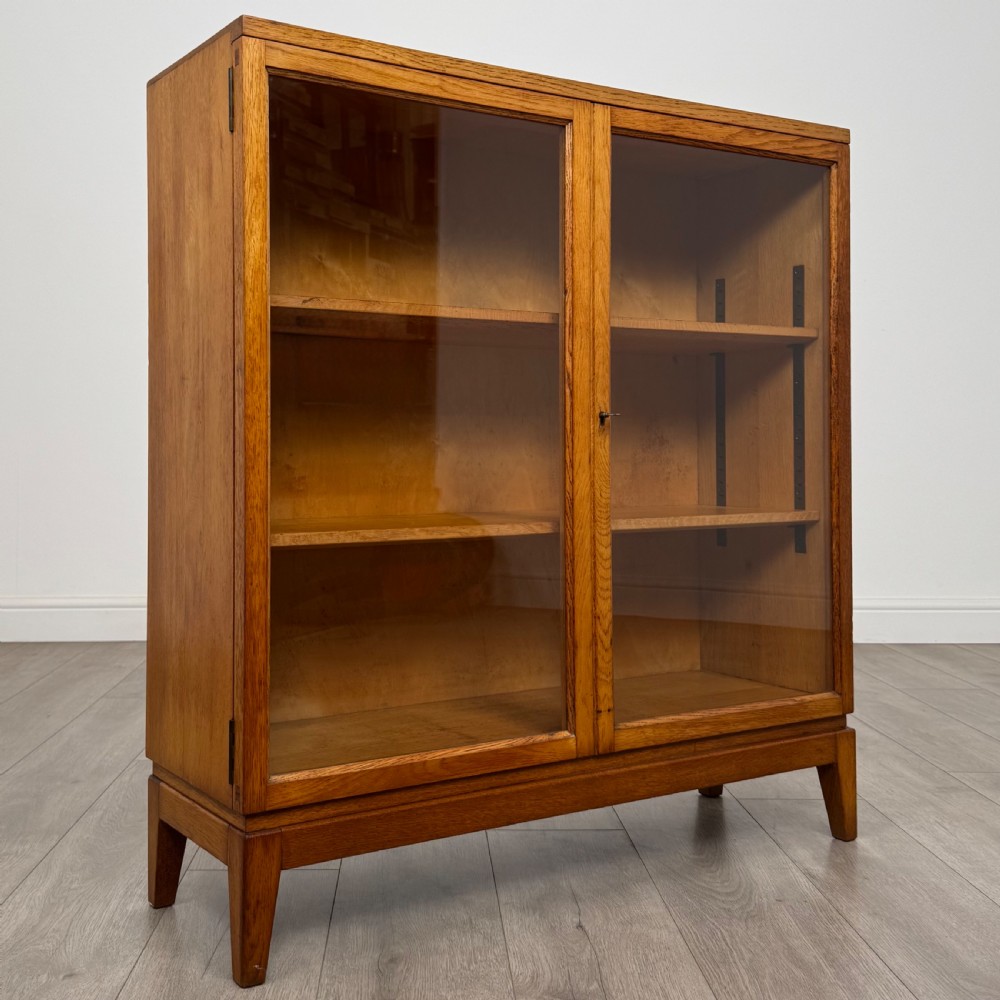 Antique 20th Century Fine Quality Display Cabinet In Golden Oak  View X