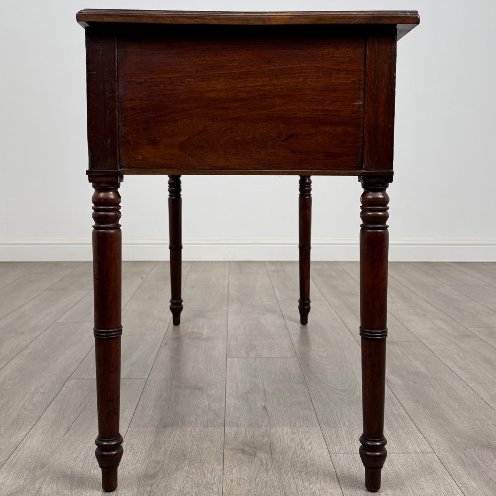 Antique 19th Century Fine Quality Writing Table In Mahogany  View III