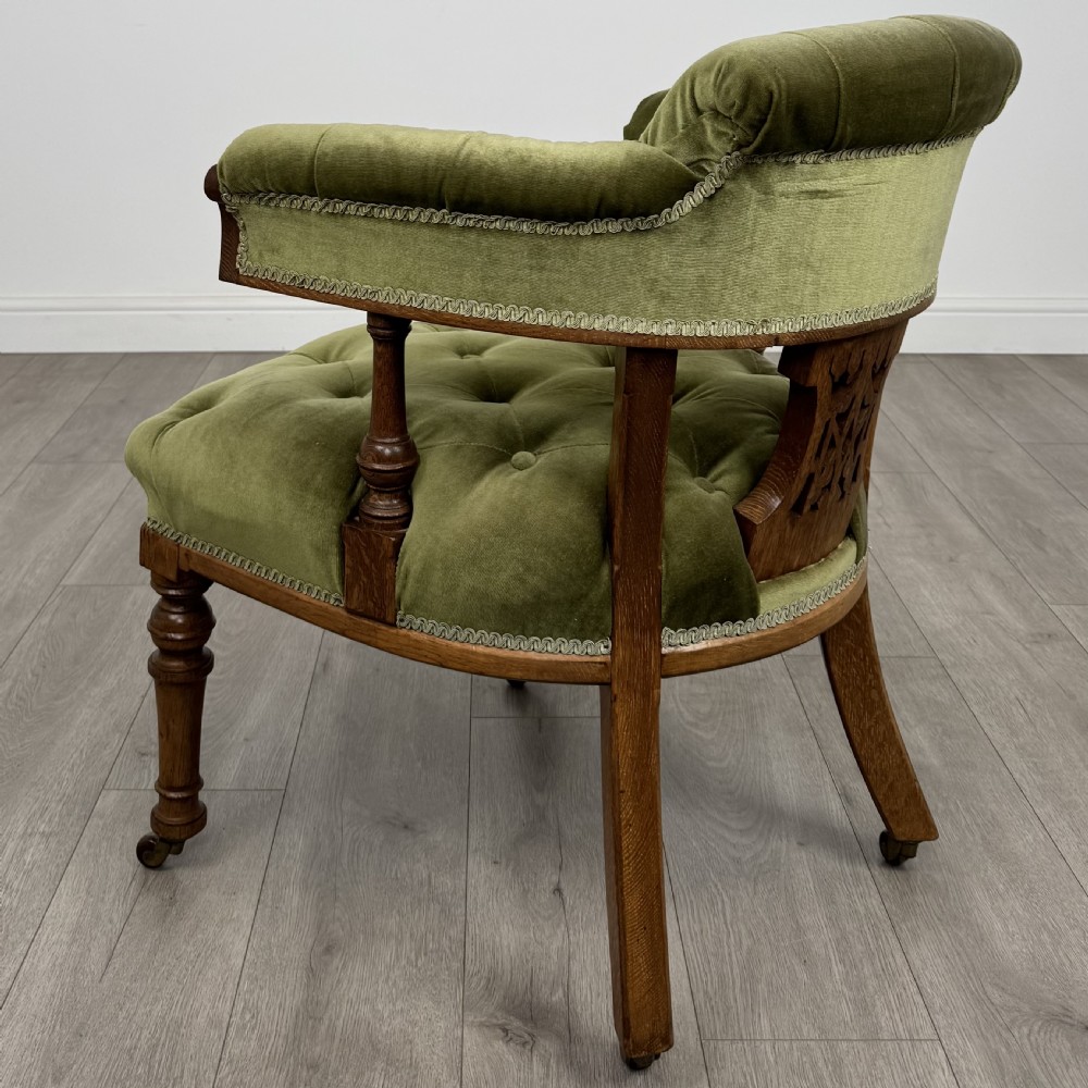 Antique 19th Century Good Quality Tub Chair In Oak  View III