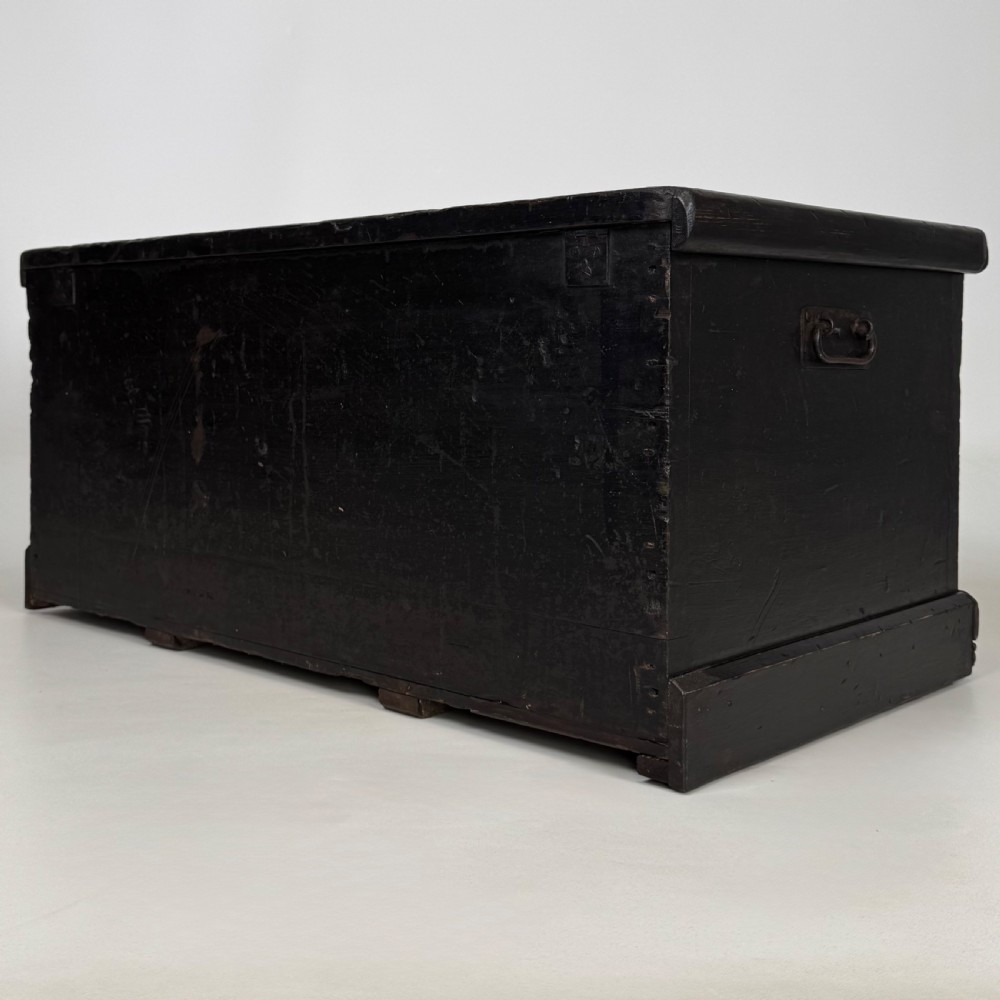 Antique 19th Century Good Quality Ebonsied Blanket Box  View VI