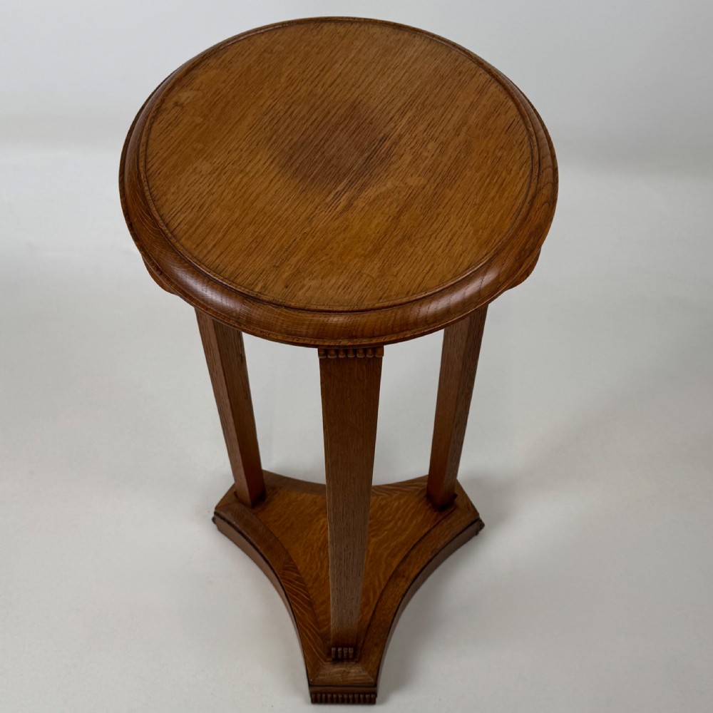  Antique 20th Century Fine Quality Plant Stand In Oak View III