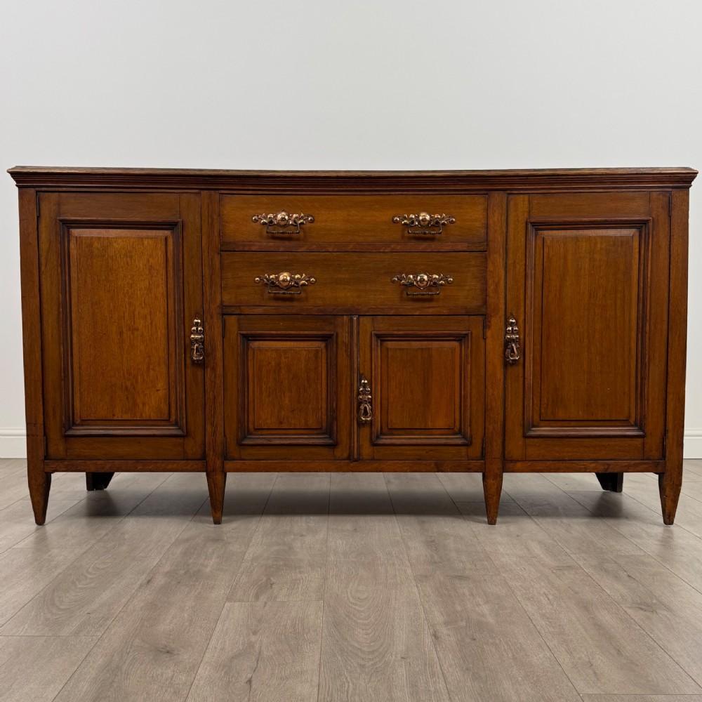 Antique 20th Century Arts And Crafts Oak Sideboard 