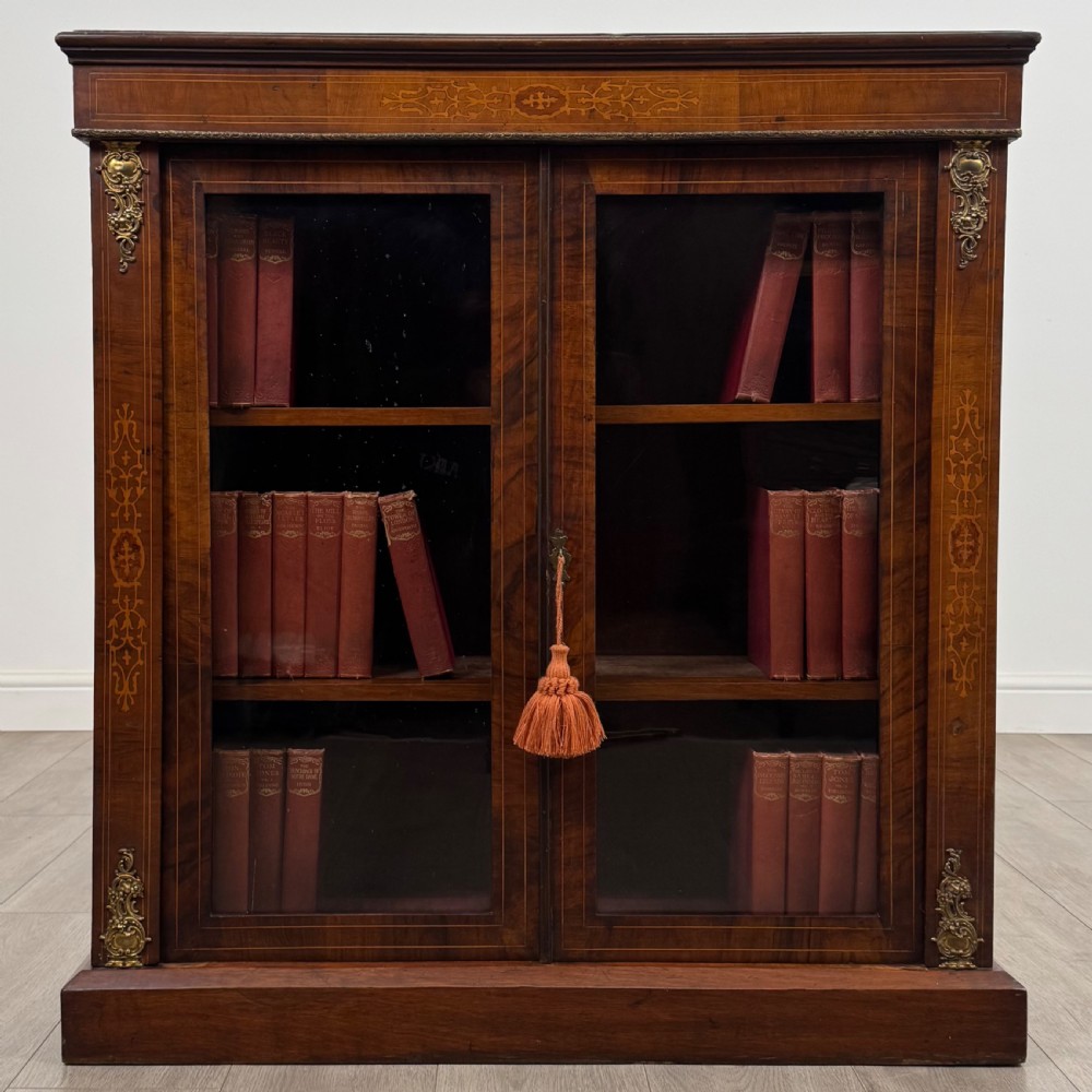Antique 19th Century Good Quality Inlaid Pier Cabinet In Walnut 