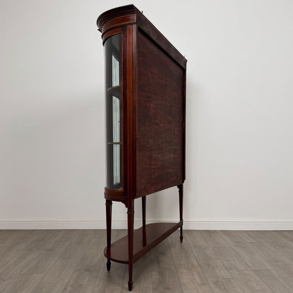Antique 20th Century Fine Quality Display Cabinet In Mahogany View IV