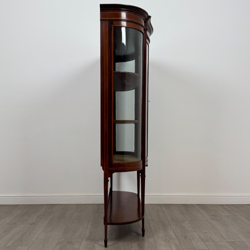 Antique 20th Century Fine Quality Display Cabinet In Mahogany View VIII