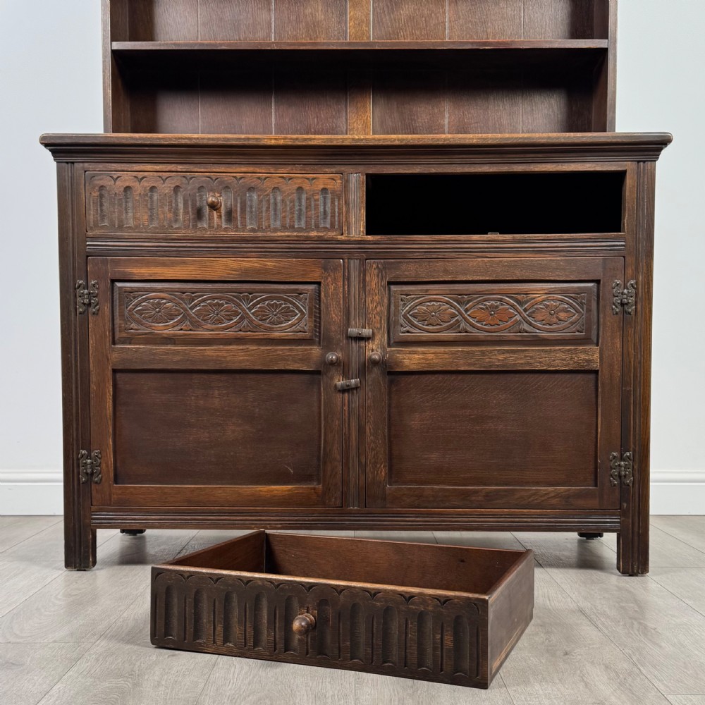 Antique 20th Century Good Quality Dresser In Oak View XI