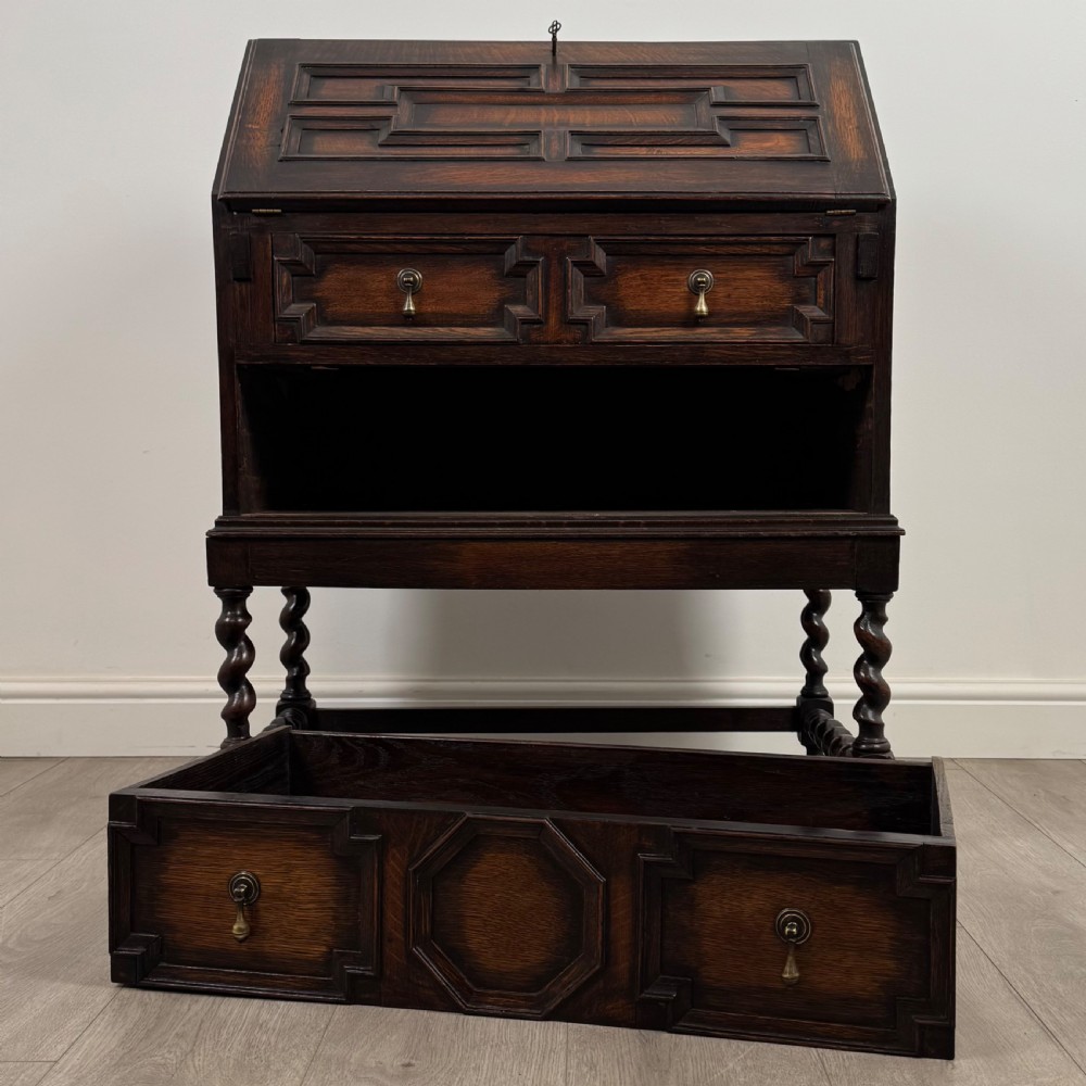  Antique 20th Century Jacobean Style Bureau In Oak  View X