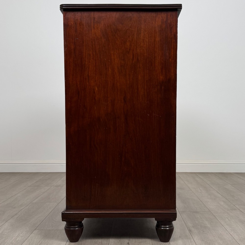 Antique 18th Century Good Quality Mahogany Chest Of Drawers View III